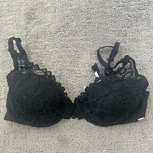 PINK Victoria's Secret Date Lightly Lined Black Lace Bra